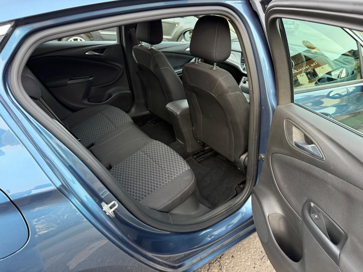 Used Vauxhall Astra 2016 for sale - 77557307: Photo 23