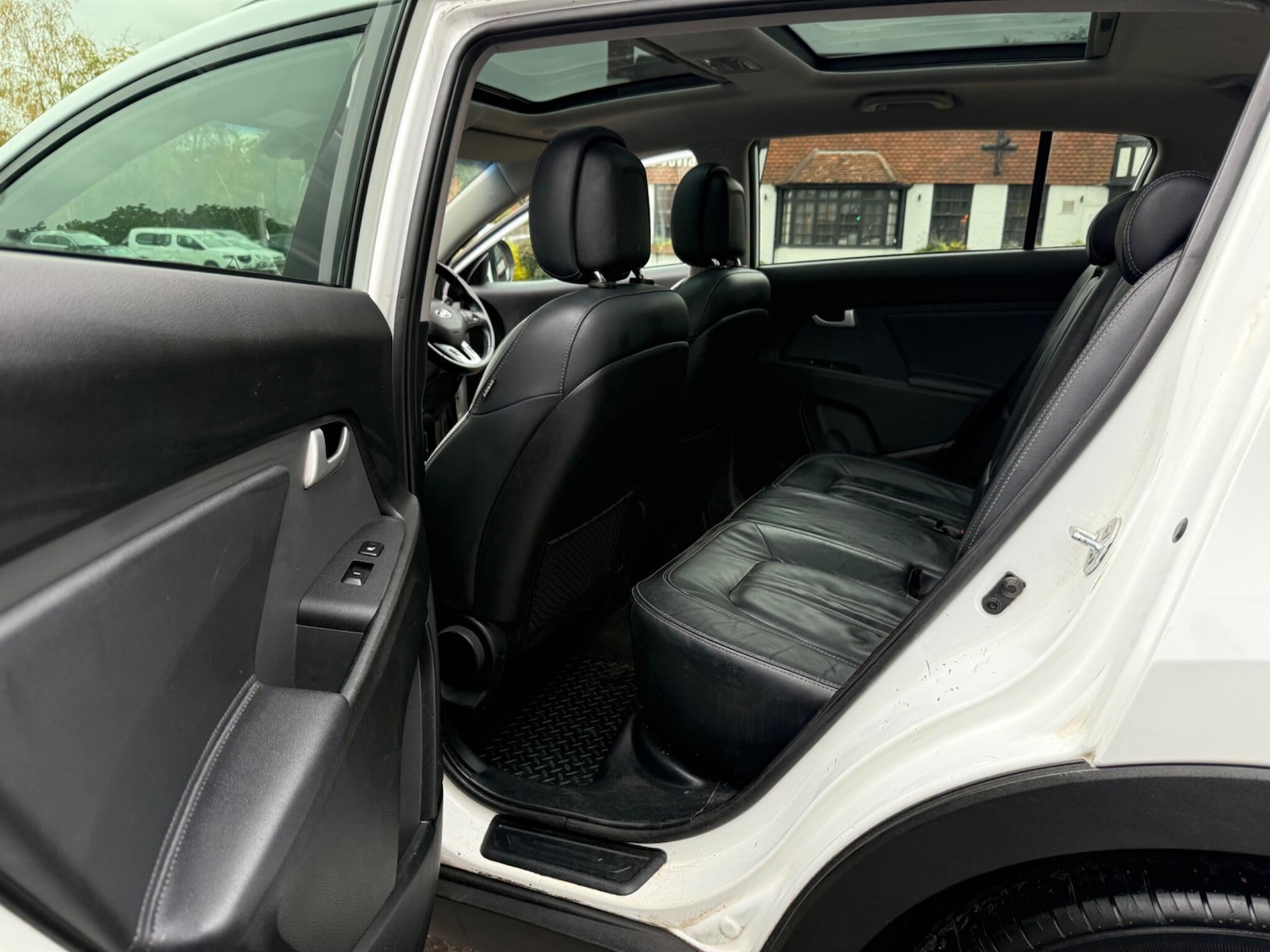 Used Kia Sportage 2015 for sale - 76412426: Photo 40