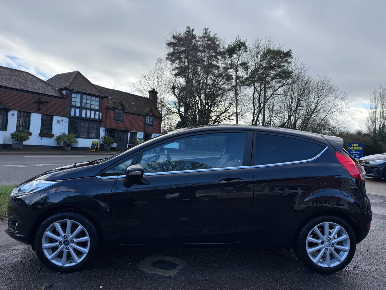Used Ford Fiesta 2015 for sale - 77355205: Photo 10