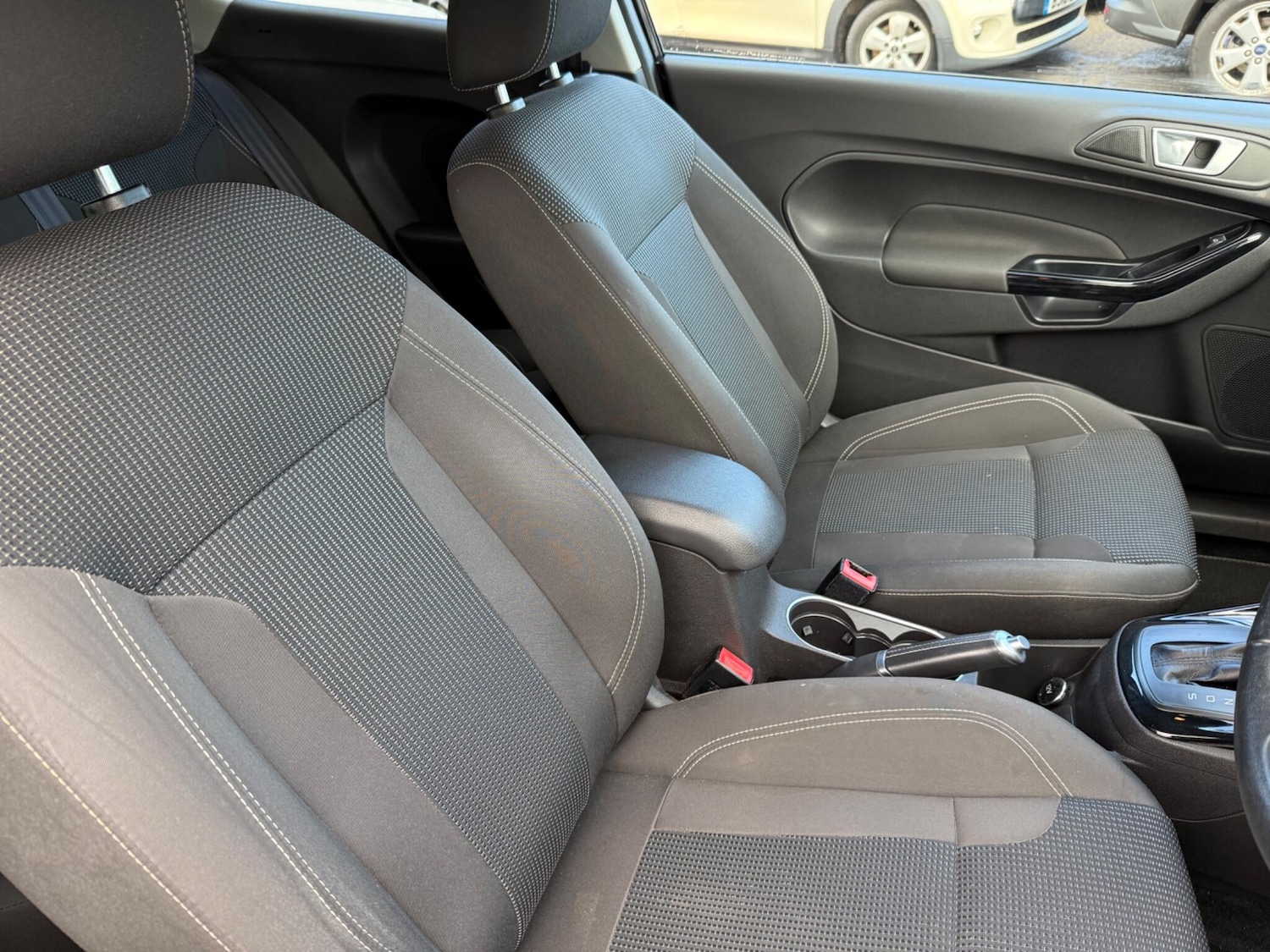 Used Ford Fiesta 2015 for sale - 77355205: Photo 31