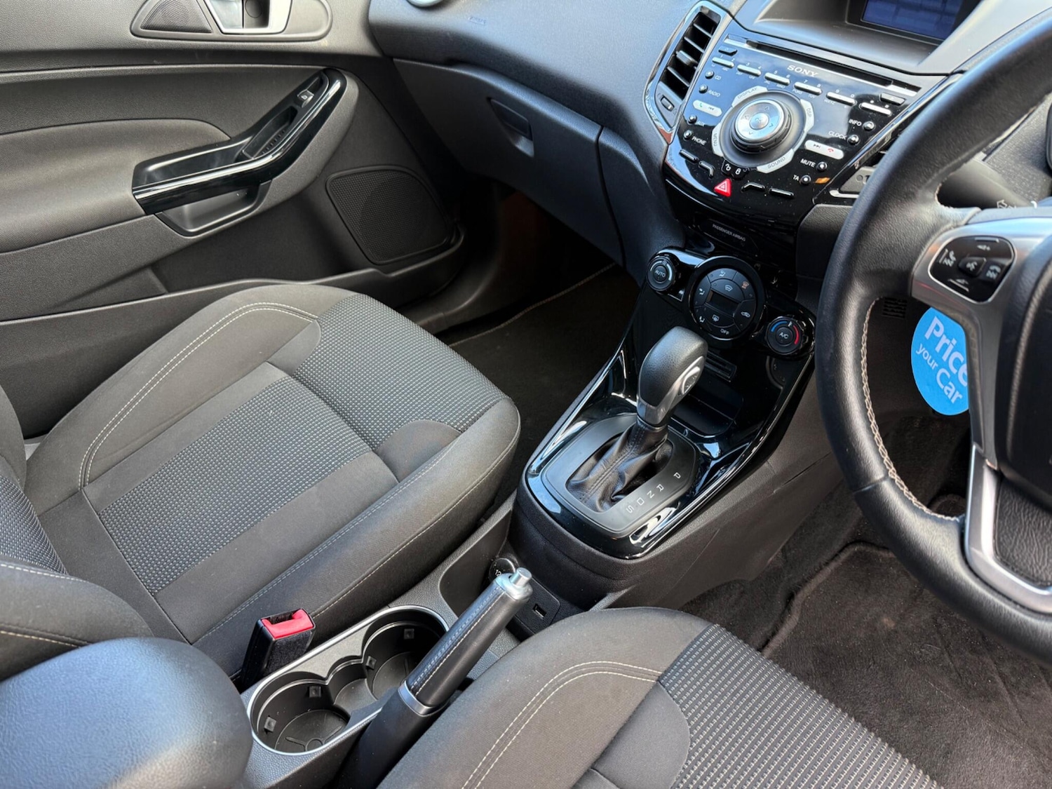 Used Ford Fiesta 2015 for sale - 77355205: Photo 32