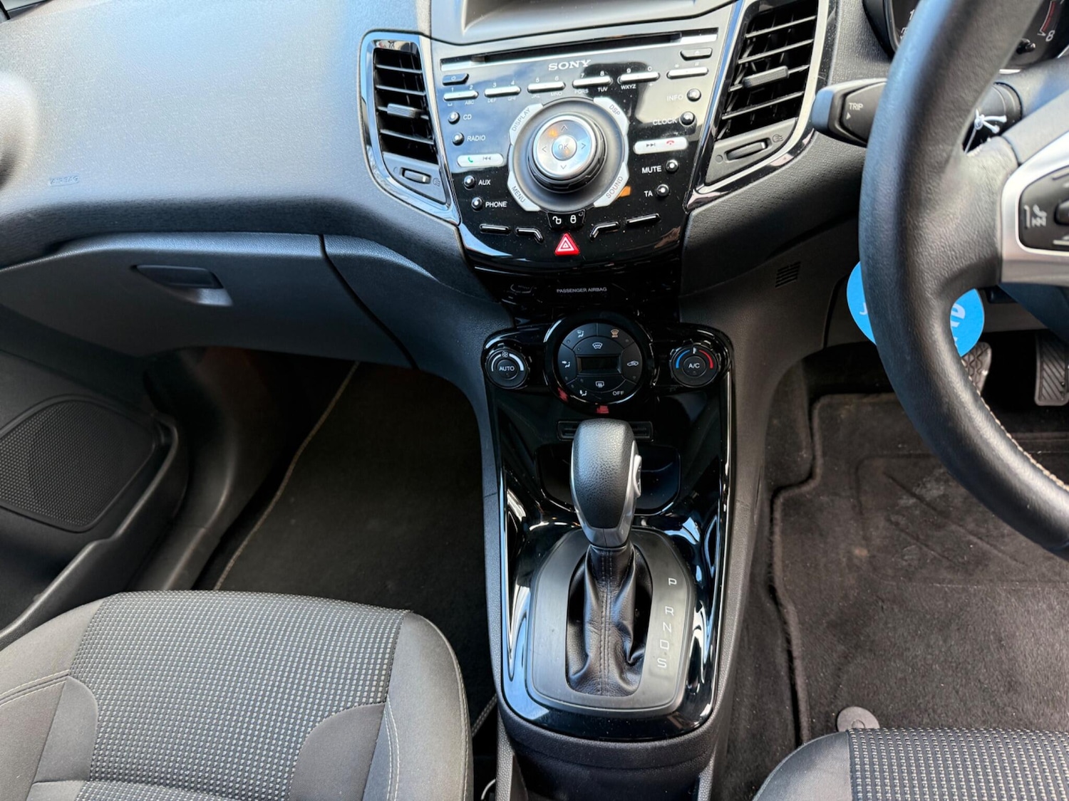 Used Ford Fiesta 2015 for sale - 77355205: Photo 35