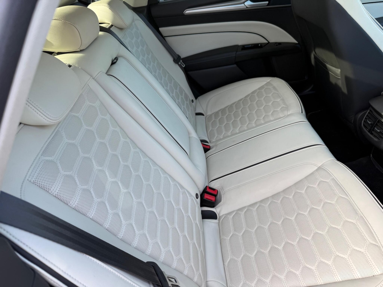 Used Ford Mondeo 2018 for sale - 78154836: Photo 20