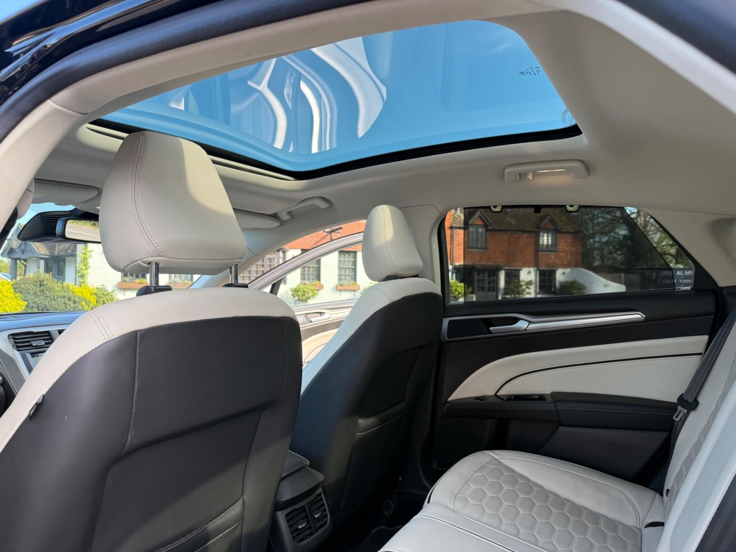 Used Ford Mondeo 2018 for sale - 78154836: Photo 50