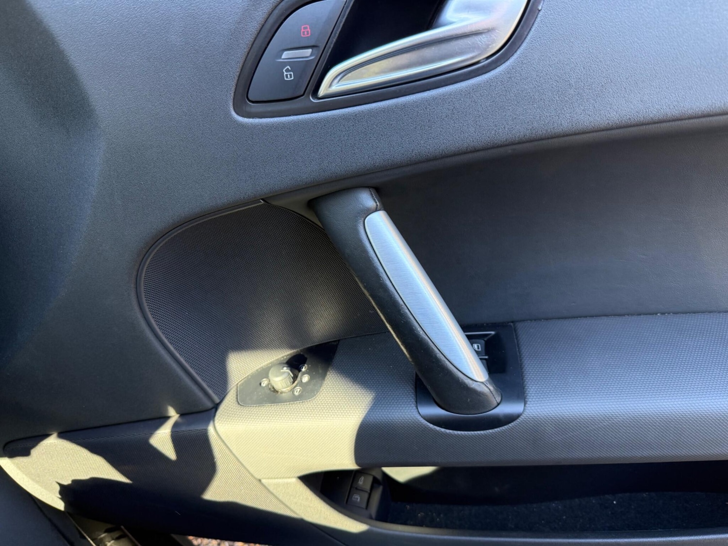 Used Audi TT 2008 for sale - 76412422: Photo 28