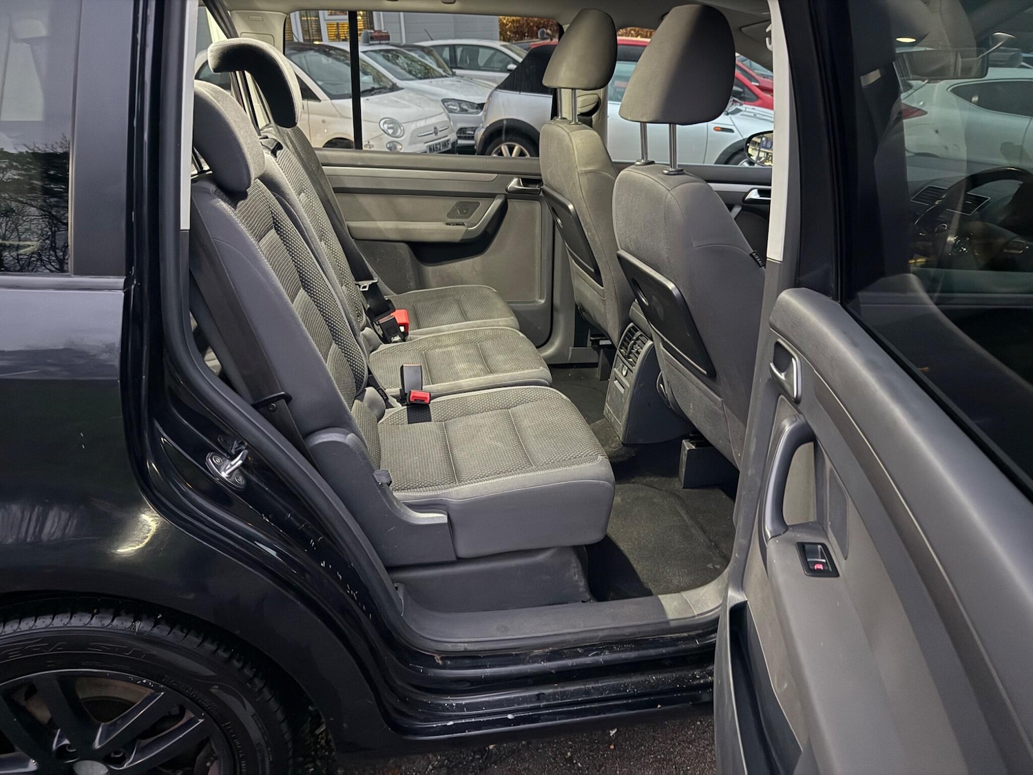 Used Volkswagen Touran 2012 for sale - 76691753: Photo 22