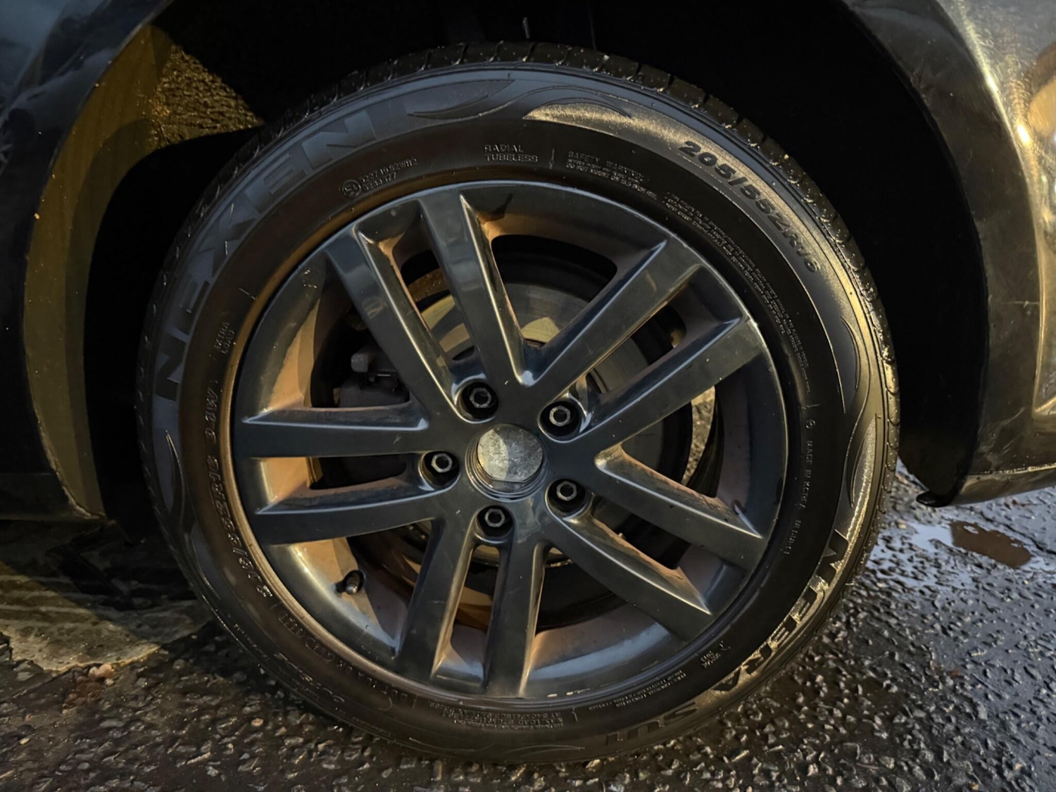 Used Volkswagen Touran 2012 for sale - 76691753: Photo 27