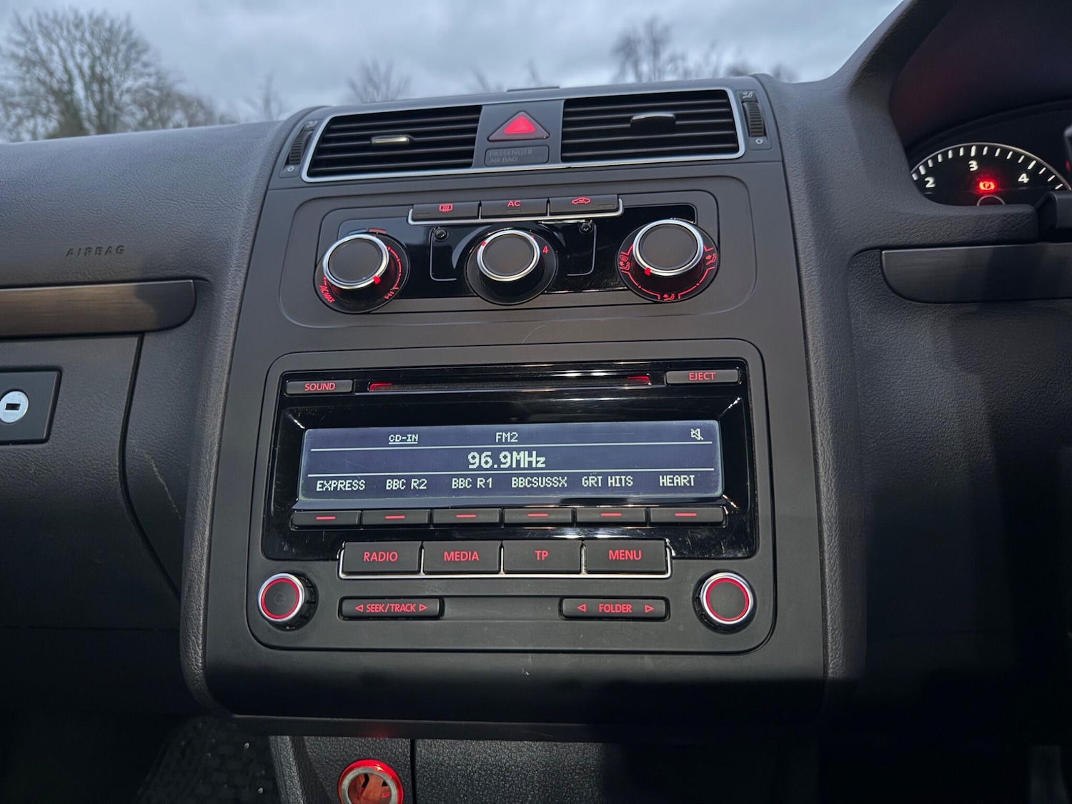 Used Volkswagen Touran 2012 for sale - 76691753: Photo 29