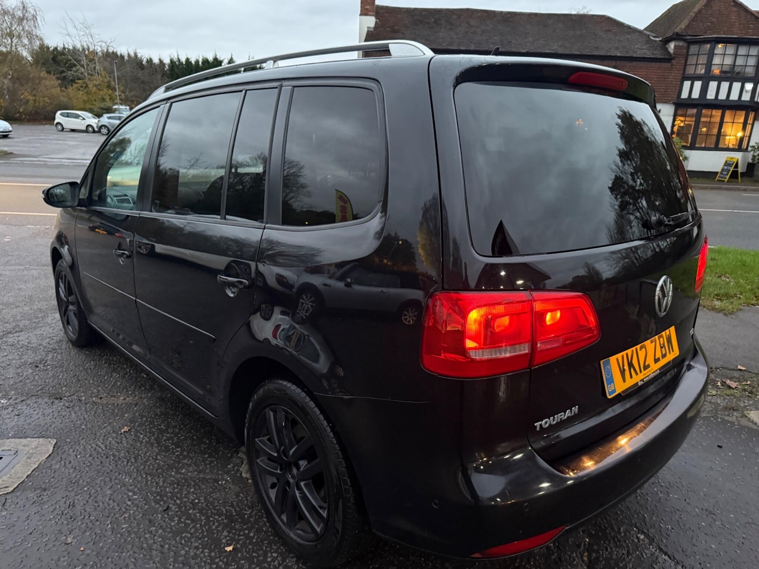 Used Volkswagen Touran 2012 for sale - 76691753: Photo 8