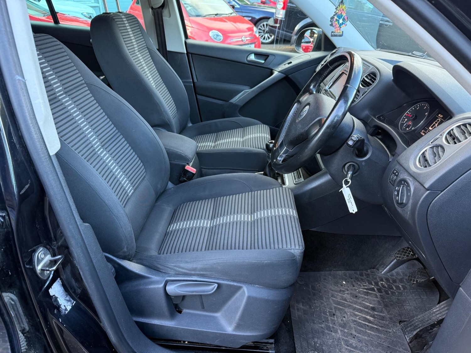 Used Volkswagen Tiguan 2009 for sale - 78201541: Photo 28