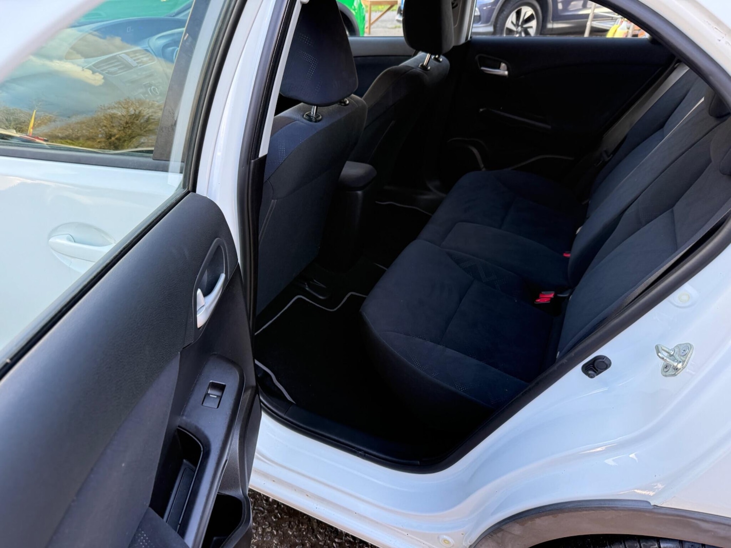 Used Honda Civic 2014 for sale - 78083970: Photo 25