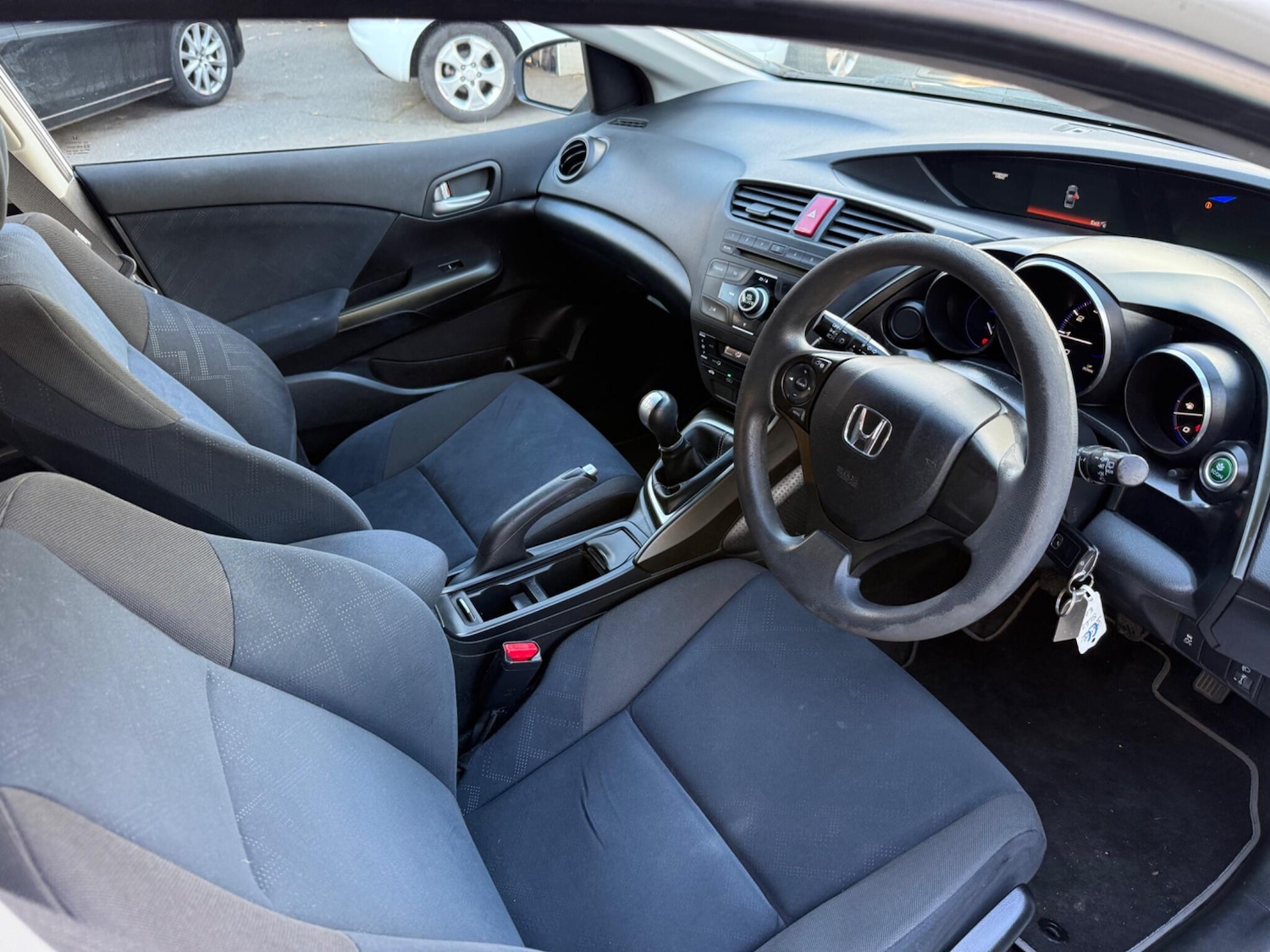 Used Honda Civic 2014 for sale - 78083970: Photo 28