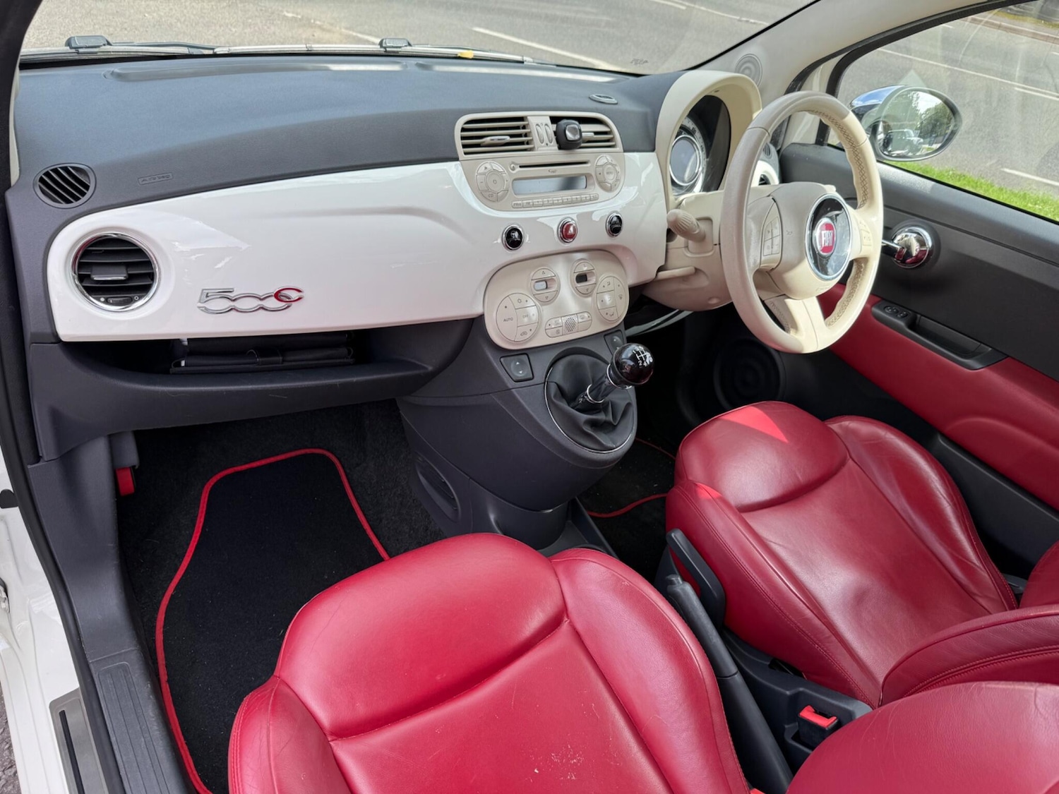 Used Fiat 500C 2010 for sale - 76412430: Photo 25