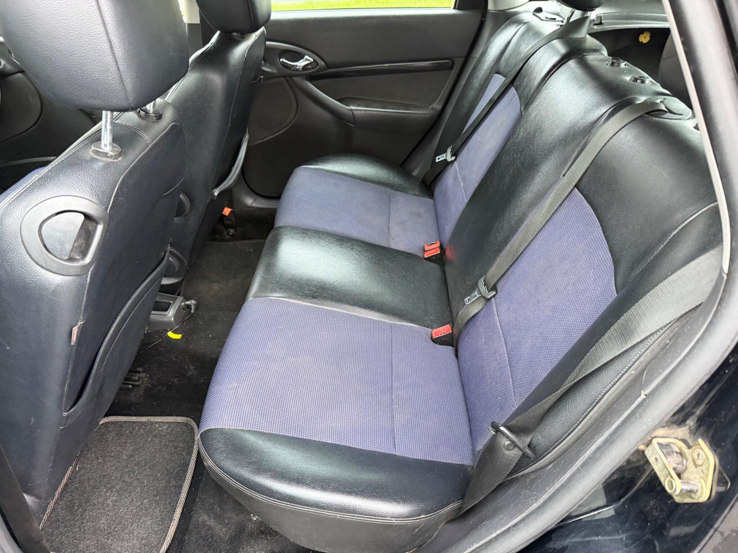 Used Ford Focus 2004 for sale - 77152692: Photo 19