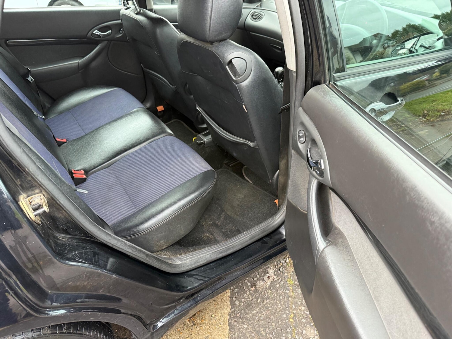 Used Ford Focus 2004 for sale - 77152692: Photo 20