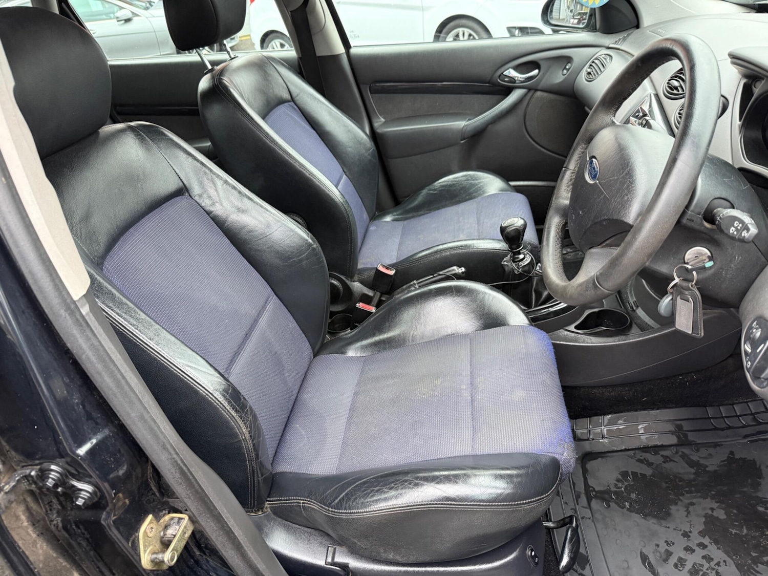 Used Ford Focus 2004 for sale - 77152692: Photo 29