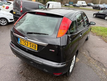 Used Ford Focus 2004 for sale - 77152692: Photo