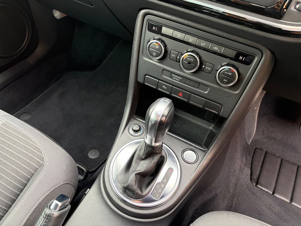 Used Volkswagen Beetle 2014 for sale - 76724304: Photo 23