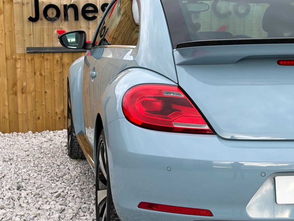 Used Volkswagen Beetle 2014 for sale - 76724304: Photo 9