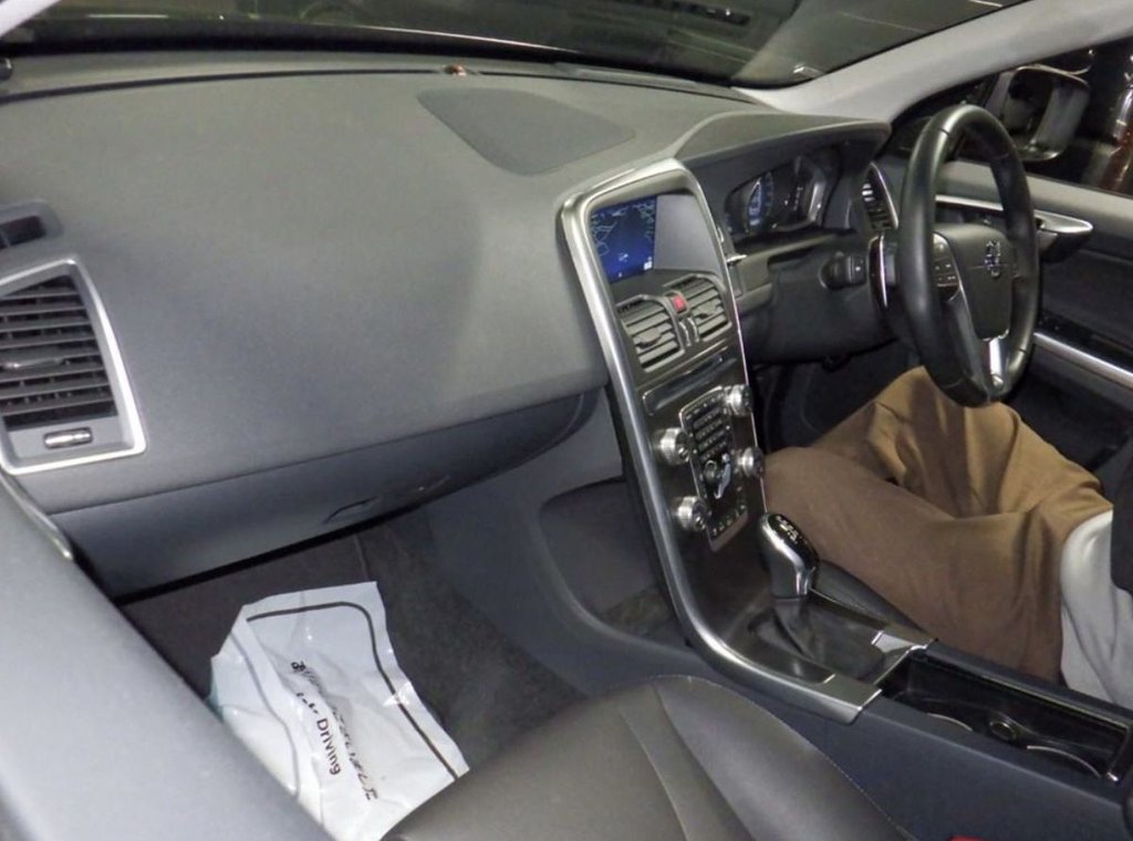 Used Volvo XC60 2016 for sale - 76474610: Photo 5