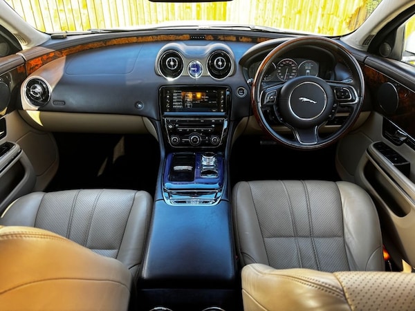 Used Jaguar XJ 2012 for sale - 76118895: Photo 13