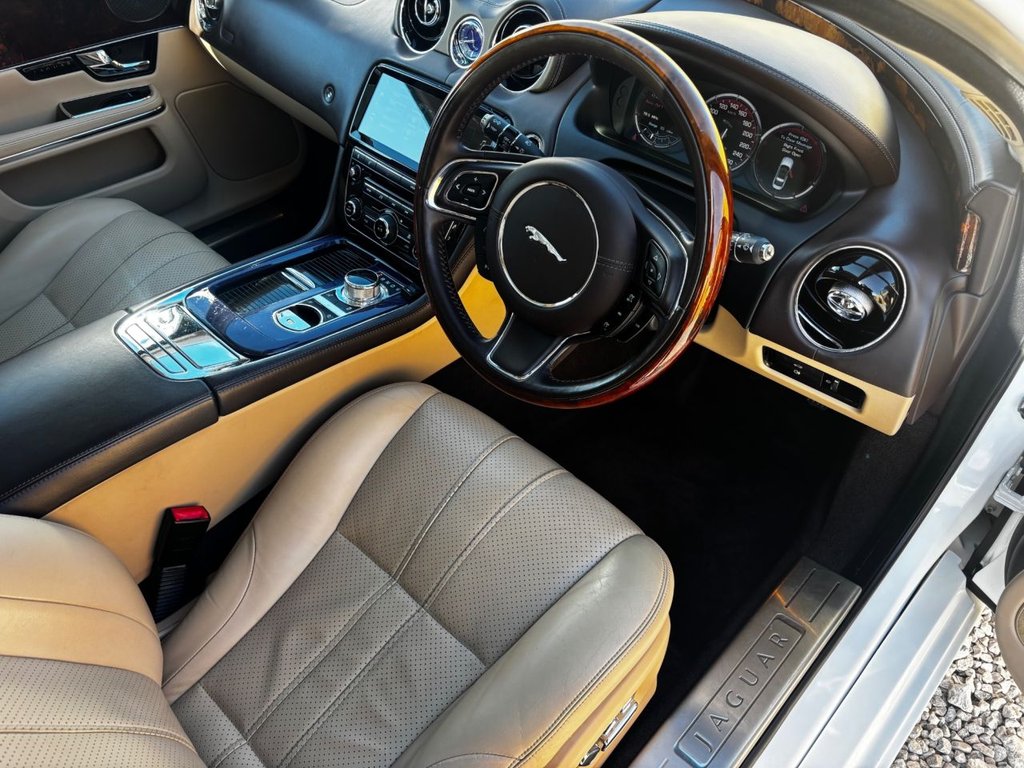 Used Jaguar XJ 2012 for sale - 76118895: Photo 14