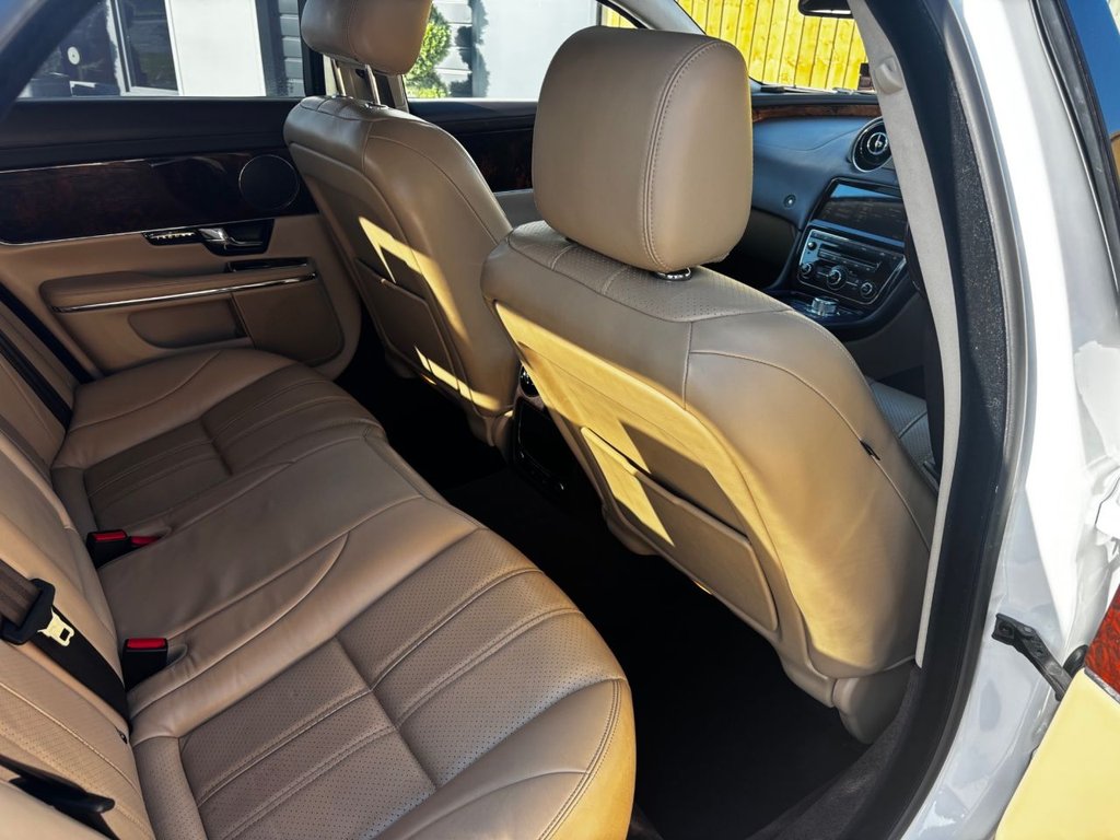 Used Jaguar XJ 2012 for sale - 76118895: Photo 18
