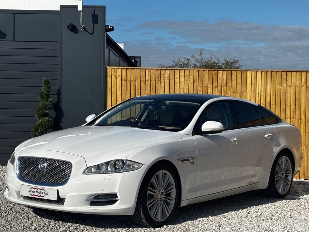Used Jaguar XJ 2012 for sale - 76118895: Photo 2