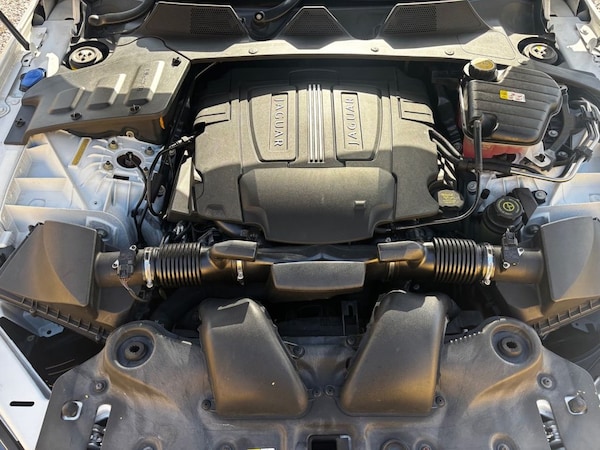 Used Jaguar XJ 2012 for sale - 76118895: Photo 25