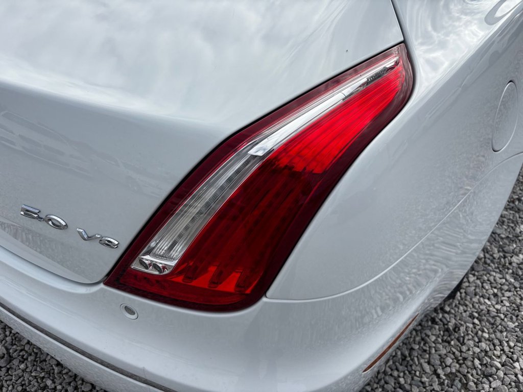 Used Jaguar XJ 2012 for sale - 76118895: Photo 7