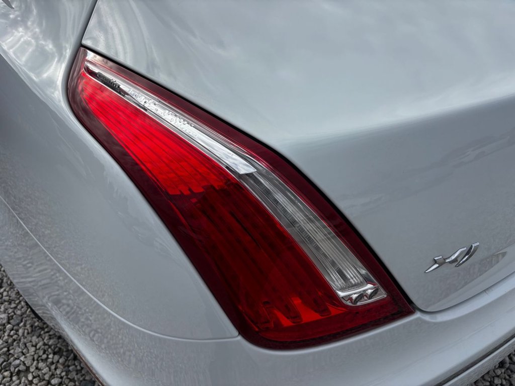 Used Jaguar XJ 2012 for sale - 76118895: Photo 8