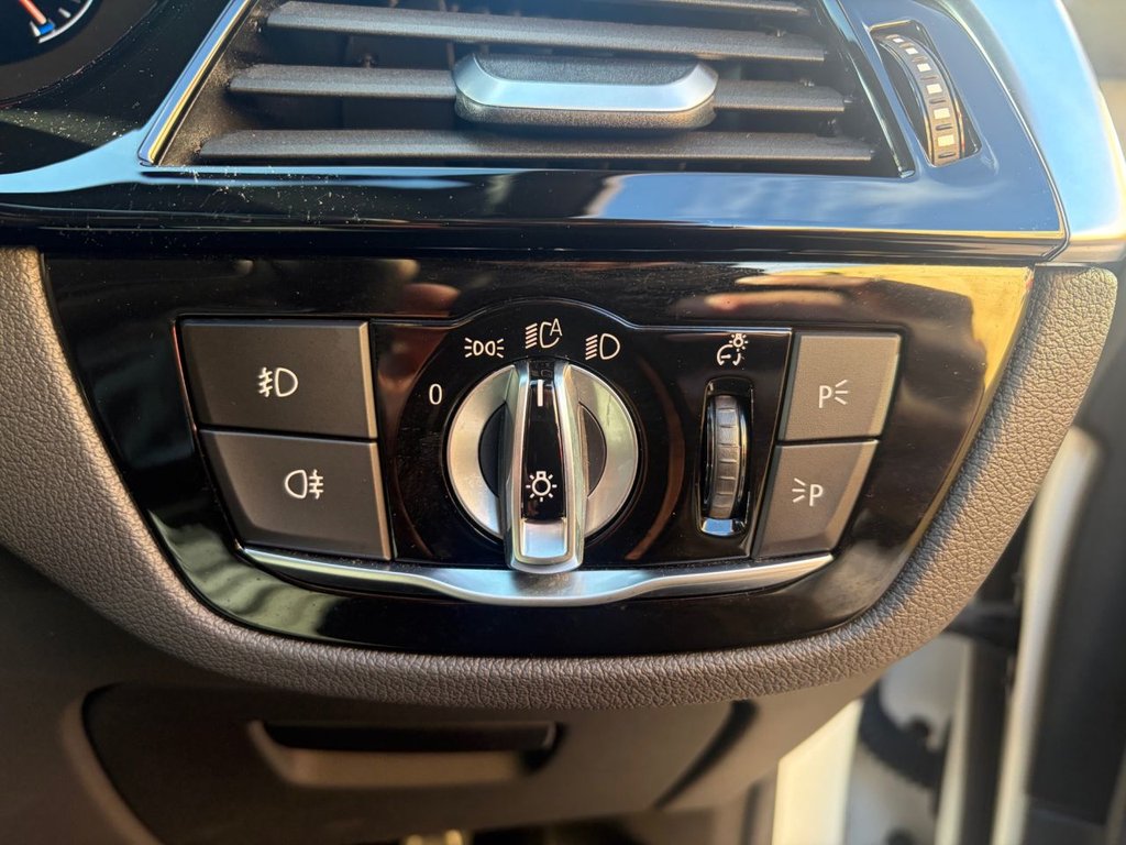 Used BMW 5 Series 2018 for sale - 76840909: Photo 24