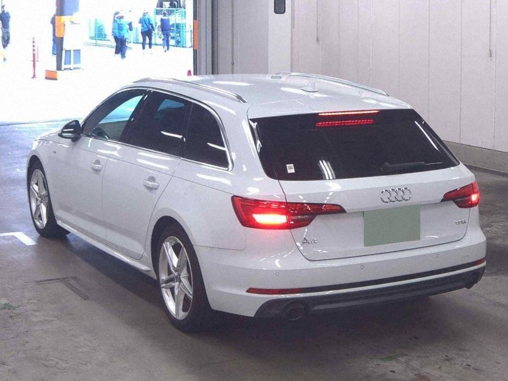 Used Audi A4 Avant 2016 for sale - 76841058: Photo 3