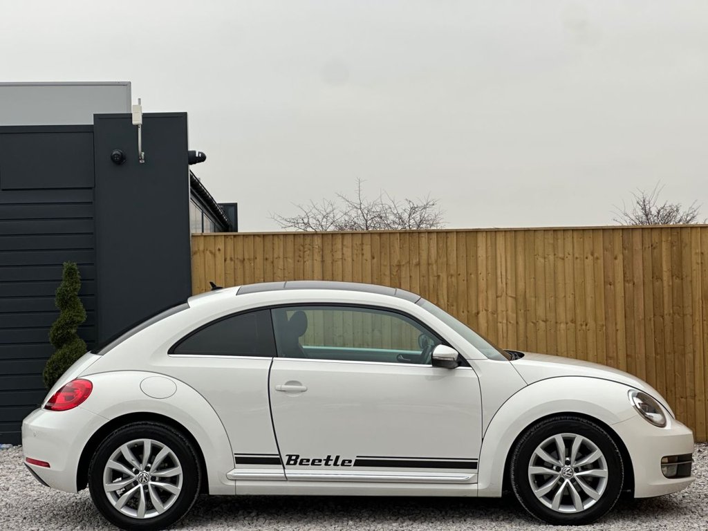 Used Volkswagen Beetle 2012 for sale - 77037665: Photo 11