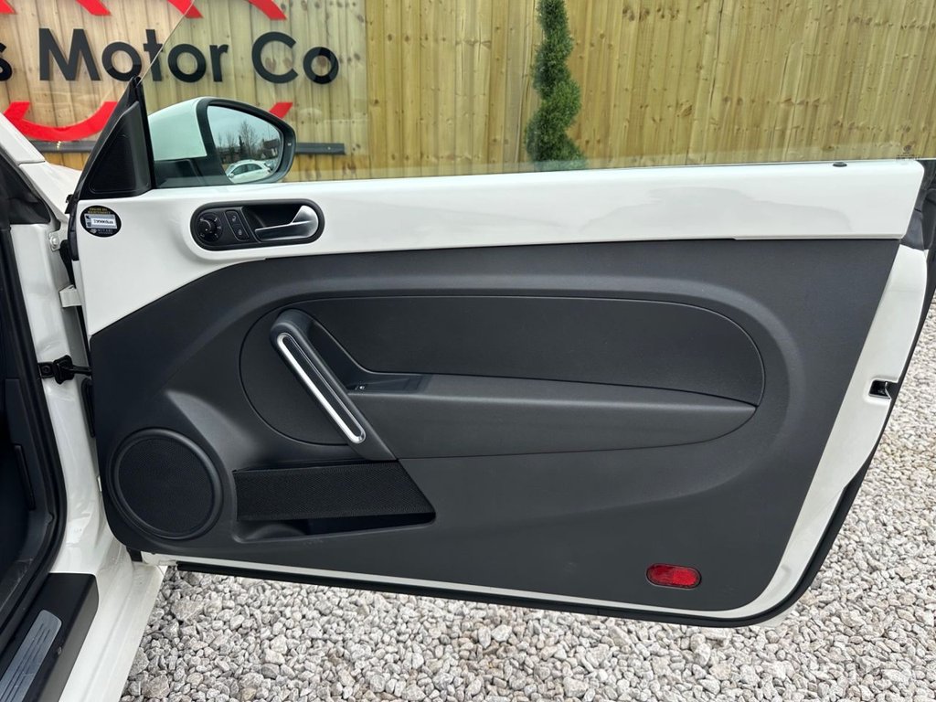 Used Volkswagen Beetle 2012 for sale - 77037665: Photo 20