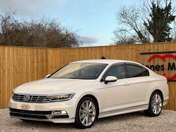 Used Volkswagen Passat 2016 for sale - 76962308: Photo