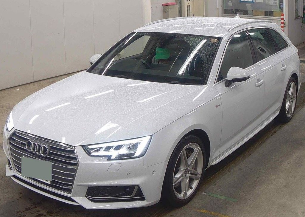 Used Audi A4 Avant 2019 for sale - 76123653: Photo 2