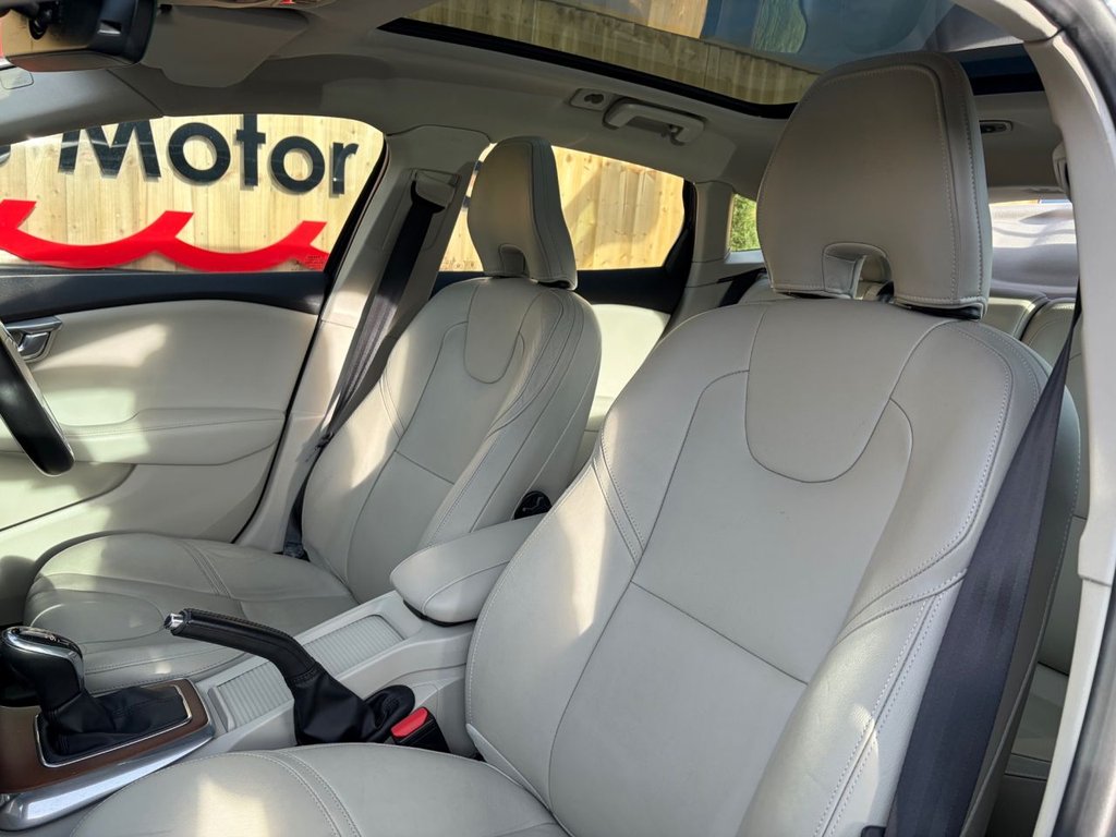 Used Volvo V40 2016 for sale - 76724280: Photo 15