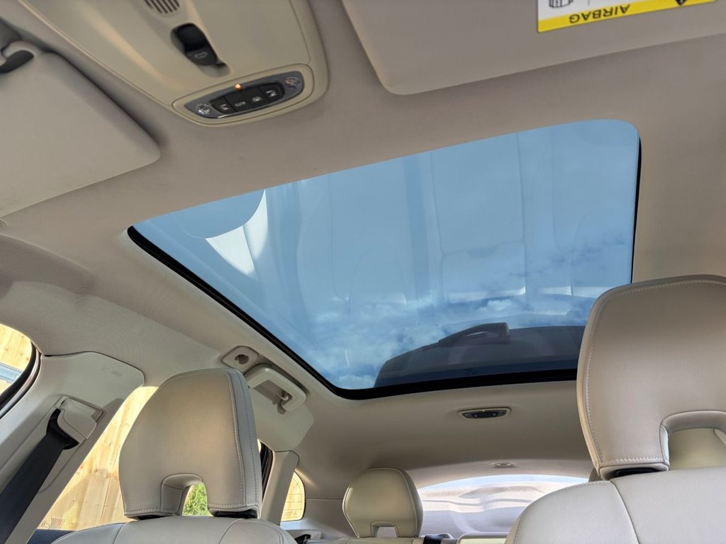 Used Volvo V40 2016 for sale - 76724280: Photo 16