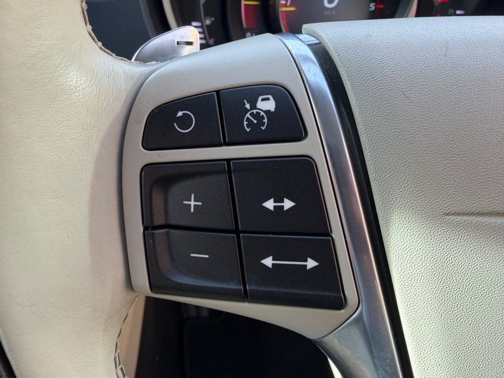 Used Volvo V40 2016 for sale - 76724280: Photo 22