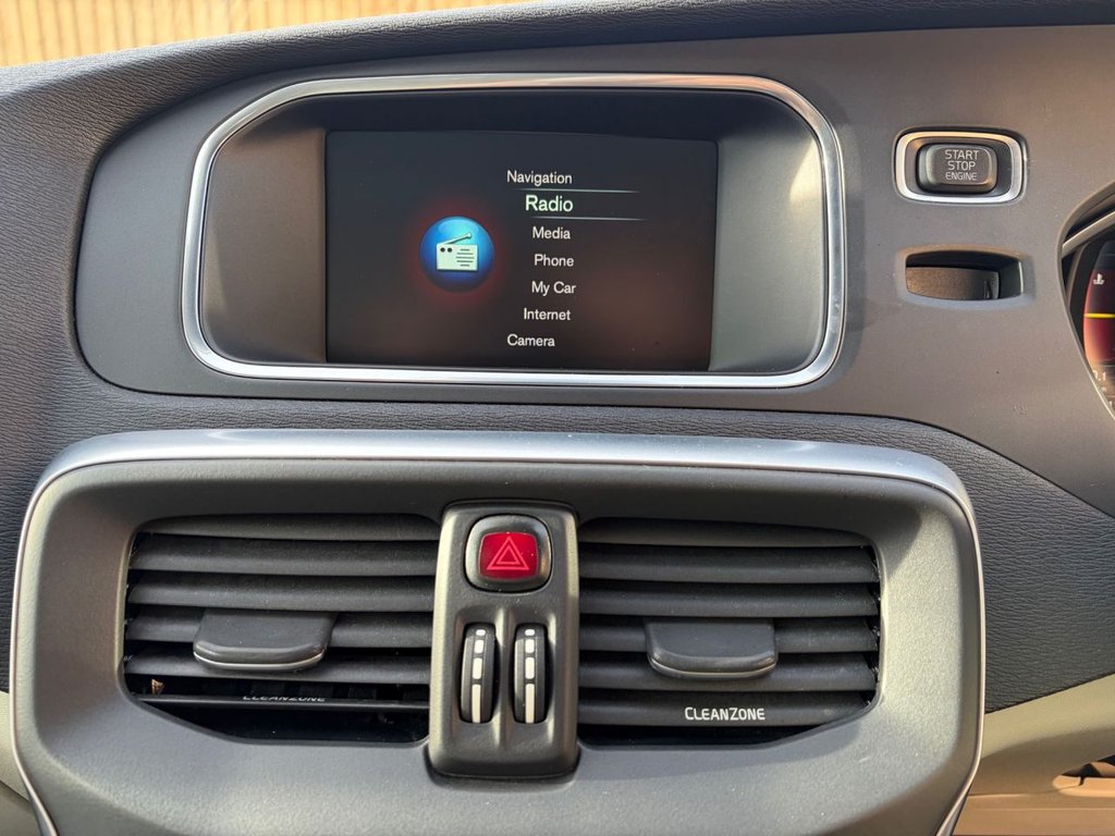 Used Volvo V40 2016 for sale - 76724280: Photo 23