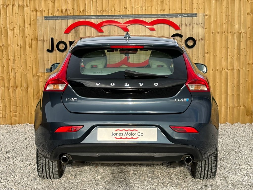 Used Volvo V40 2016 for sale - 76724280: Photo 4