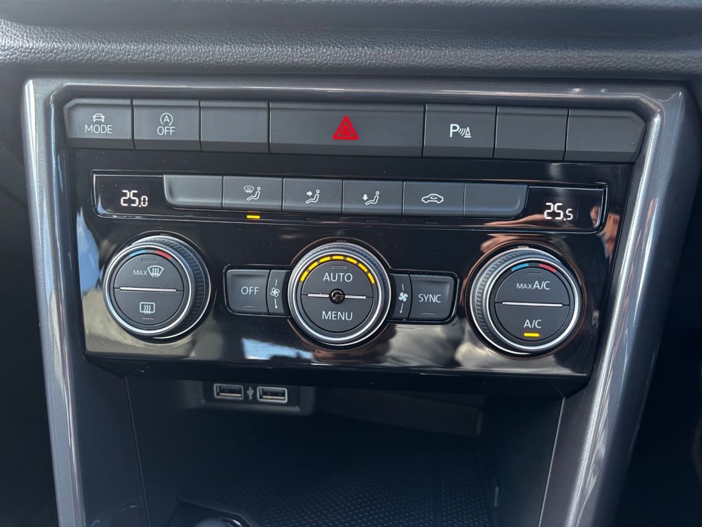 Used Volkswagen T-Roc 2020 for sale - 76118472: Photo 21