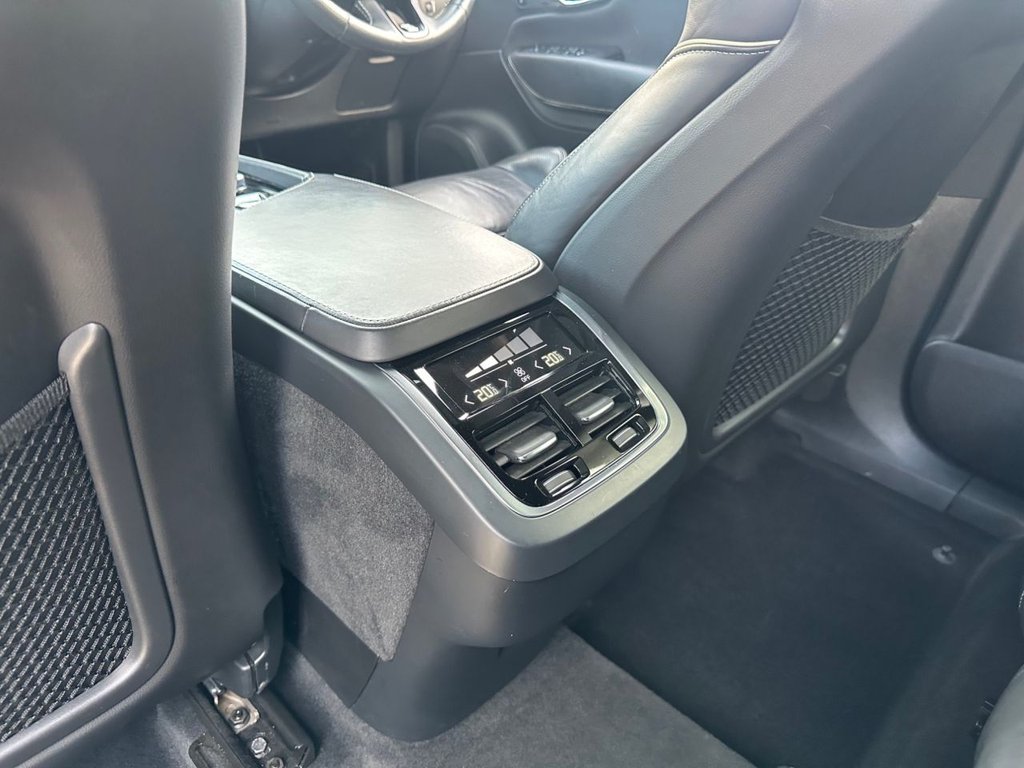 Used Volvo XC90 2016 for sale - 76123658: Photo 30