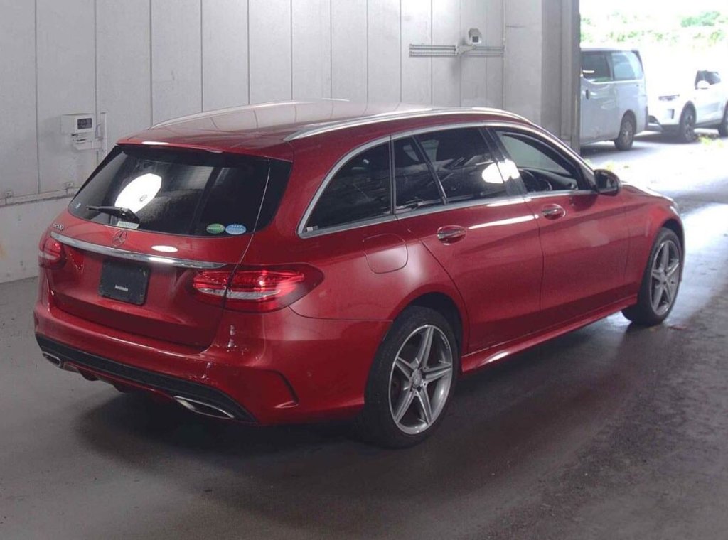 Used Mercedes-Benz C Class 2015 for sale - 76372581: Photo 4