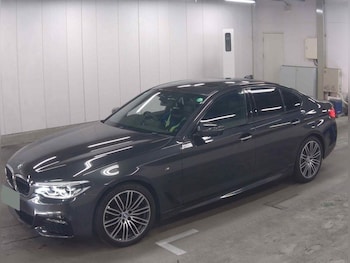 Used BMW 5 Series 2017 for sale - 76840907: Photo