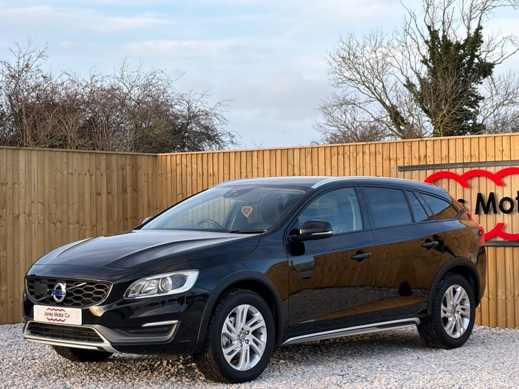 Used Volvo V60 Cross Country 2016 for sale - 76900601: Photo 3