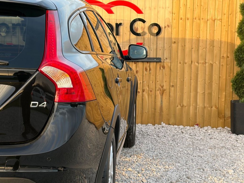 Used Volvo V60 Cross Country 2016 for sale - 76900601: Photo 6