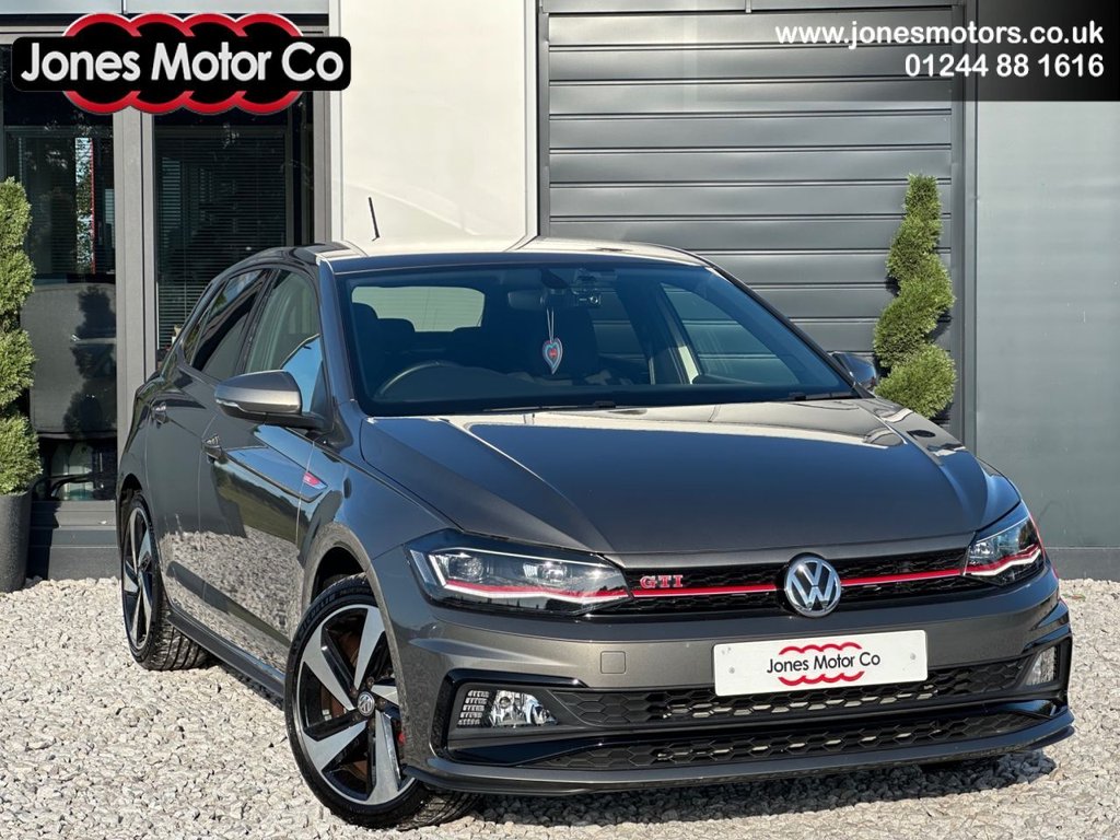 Used Volkswagen Polo 2018 for sale - 76123638: Photo 1