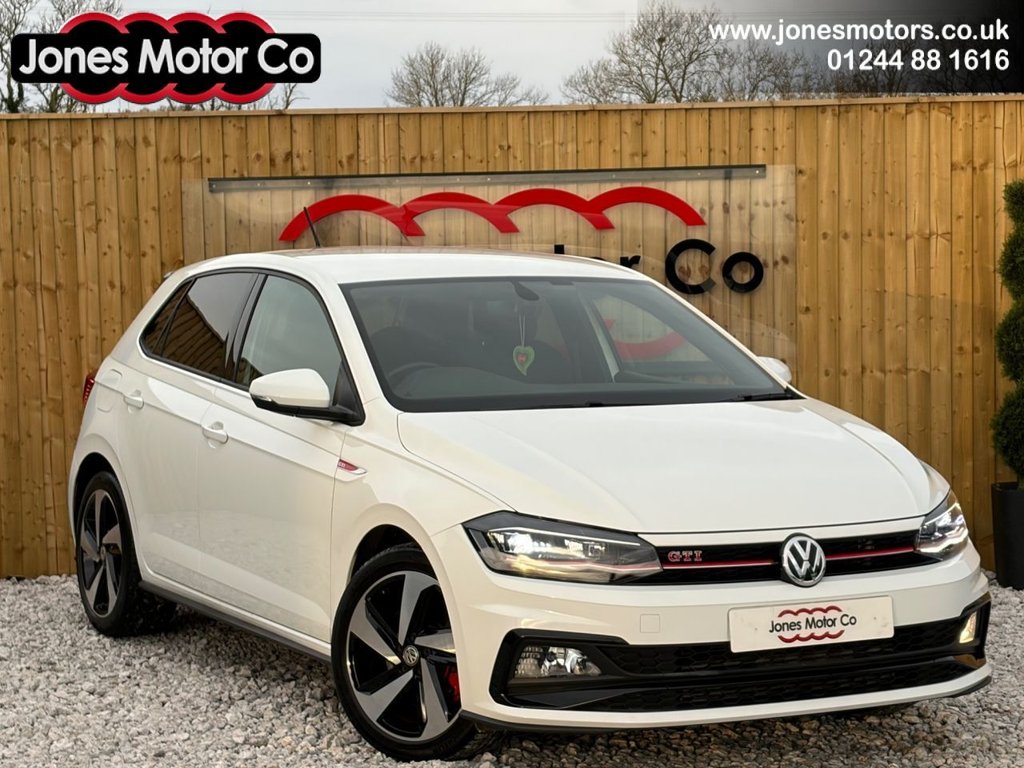 Used Volkswagen Polo 2018 for sale - 76724430: Photo 1